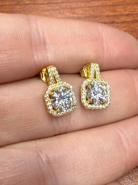 Moissanite 2ct Halo Stud Earrings - Sparkling Women's Jewelry